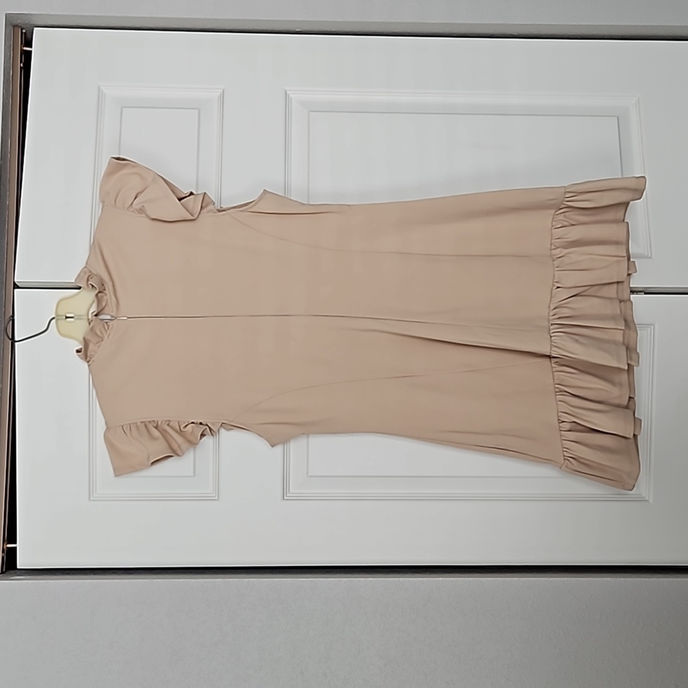 Forever 21 ruffle dress - Picture 2 of 4